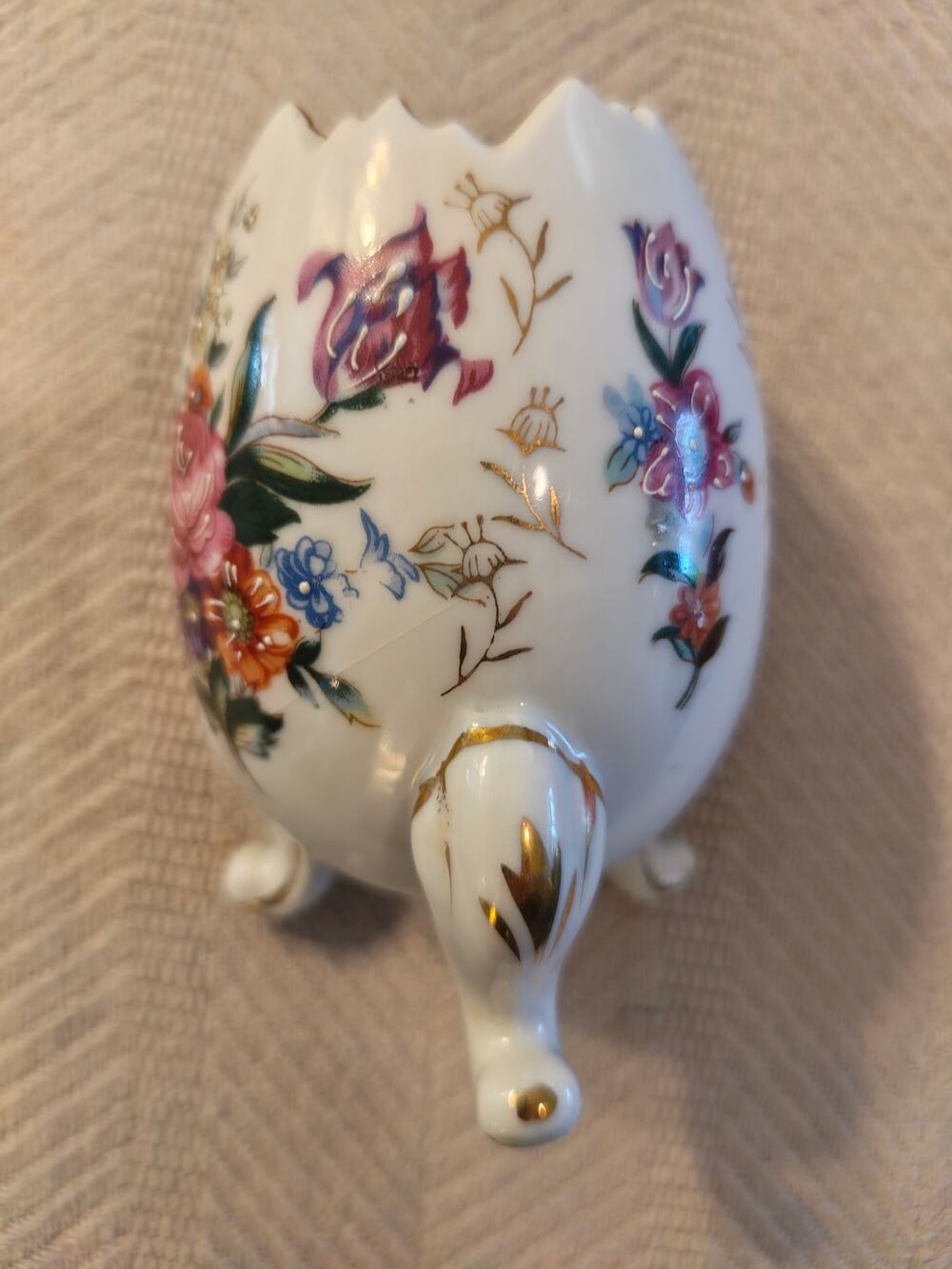 Napco Porcelain Egg Shape Floral Flower Design Napcoware 6 inch gold trimmed